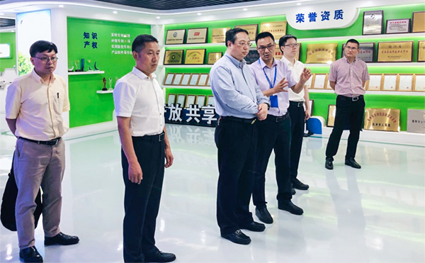 杭州市副市長王宏一行蒞臨茄子视频污免费观看調研 杭州市副市長王宏一行蒞臨茄子视频污免费观看調研
